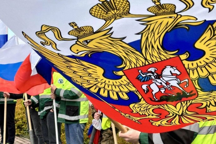 ФЛЕШМОБ "ФЛАГИ РОССИИ. 12 ИЮНЯ"